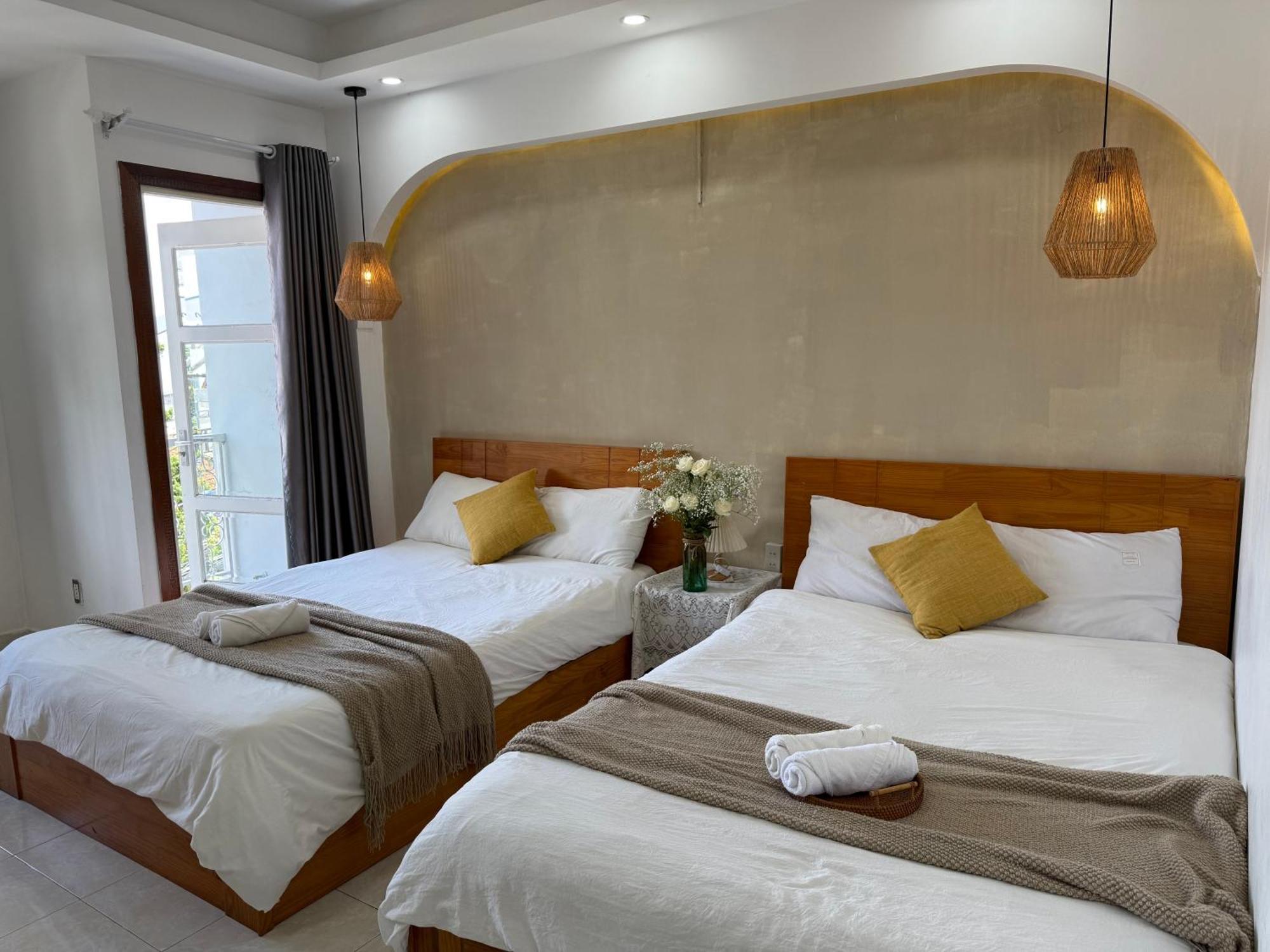 Hotel Phuong Trinh Da Lat Kültér fotó