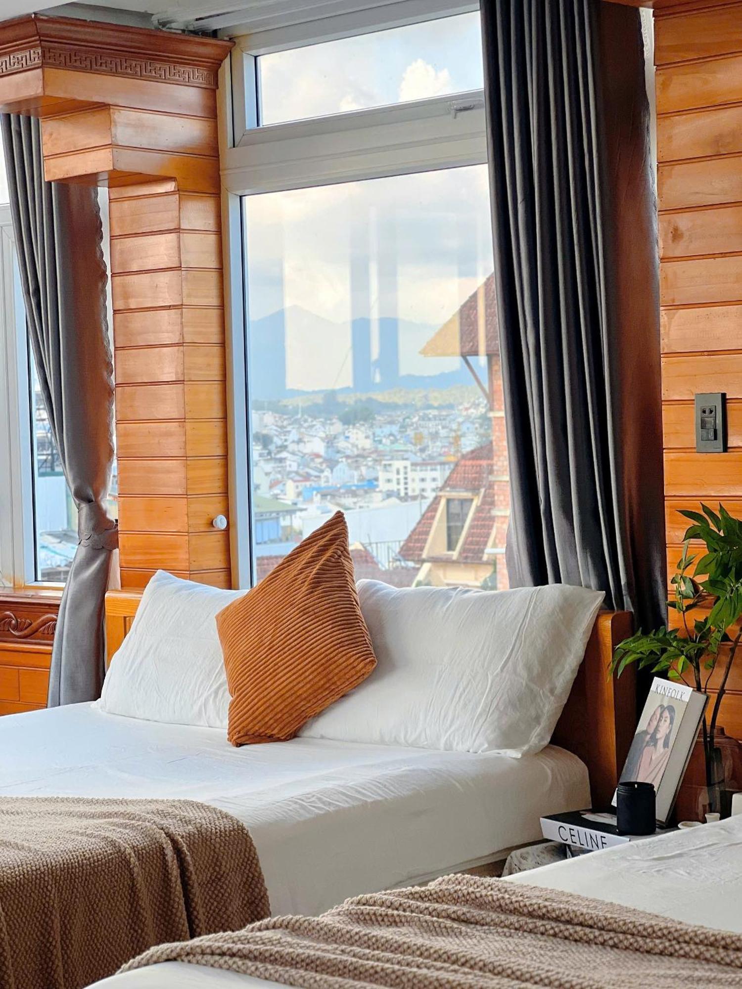 Hotel Phuong Trinh Da Lat Kültér fotó